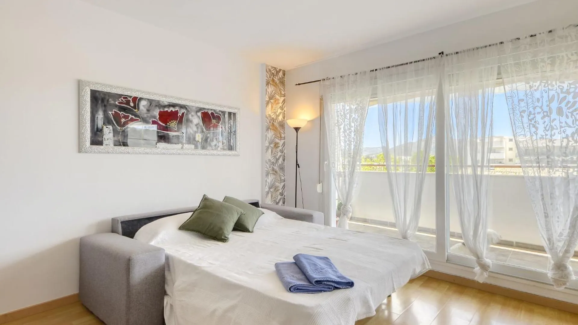 Apartment Aqua Marina By Interhome Roses Spain